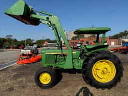 1979 John Deere 2440 2wd 67 PTO Hp with Loader