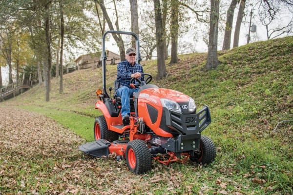 Kubota RCK60B23BX 60″ Mid Mount Mower Deck Standard Mount