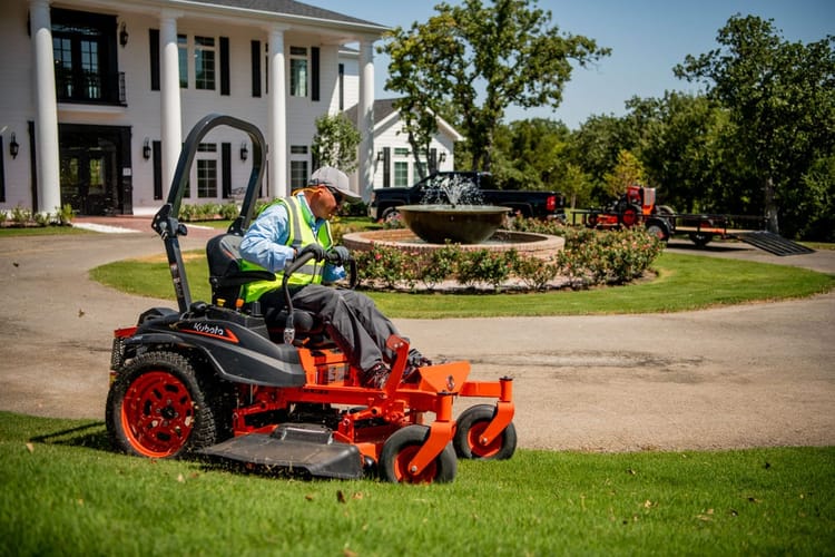 Kubota Z452KWTi-60 24 HP Kawasaki EFI 60″ Cut