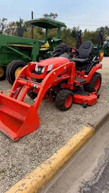 2023 Kubota BX2680 Tractor Loader and Mowing Deck  200 hrs
