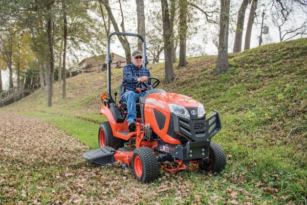 Kubota RCK60B23BX 60″ Mid Mount Mower Deck Standard Mount