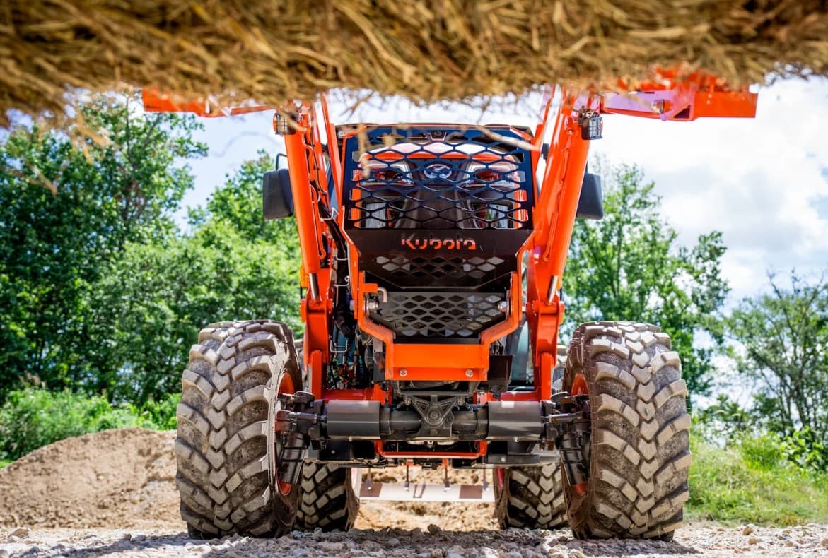 Kubota Grand L3770 Front Brush Guard